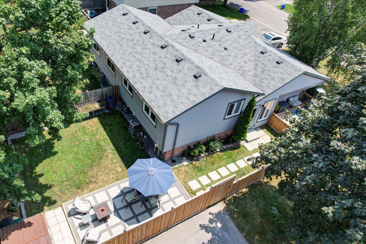 Oshawa, ON L1K 1H5,1276 Astra AVE