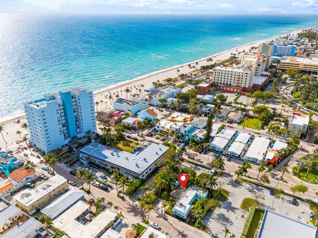 338 TAYLOR ST, Hollywood, FL 33019
