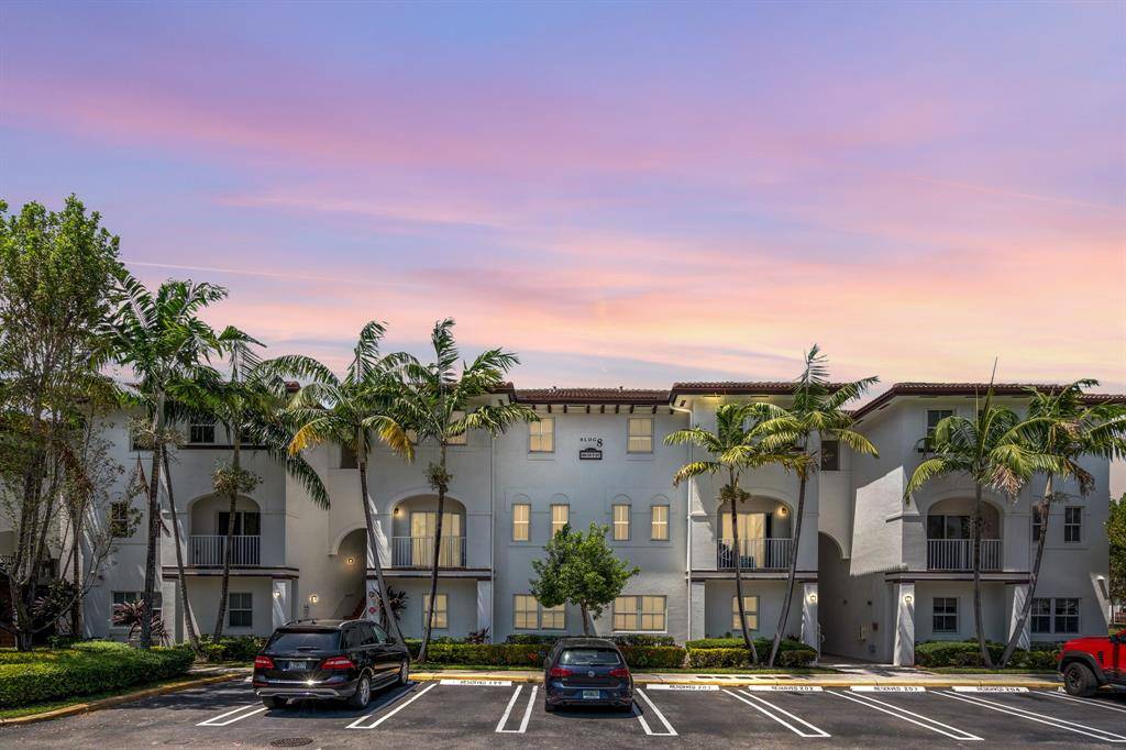 8650 NW 97th Ave #206, Doral, FL 33178
