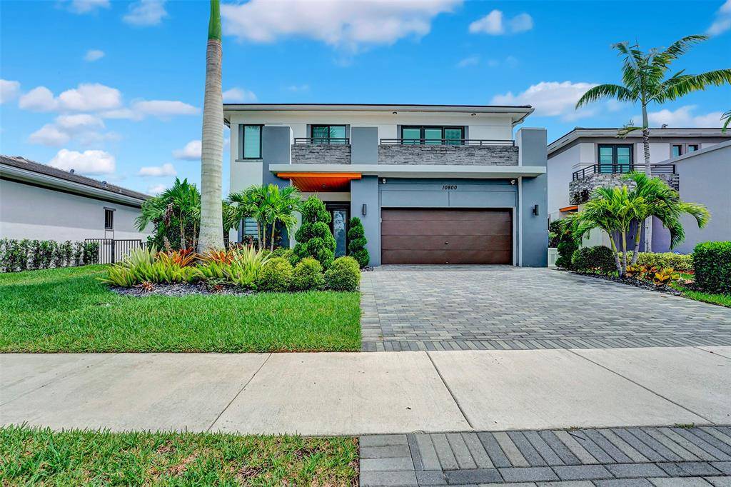 10800 Windward St, Parkland, FL 33076
