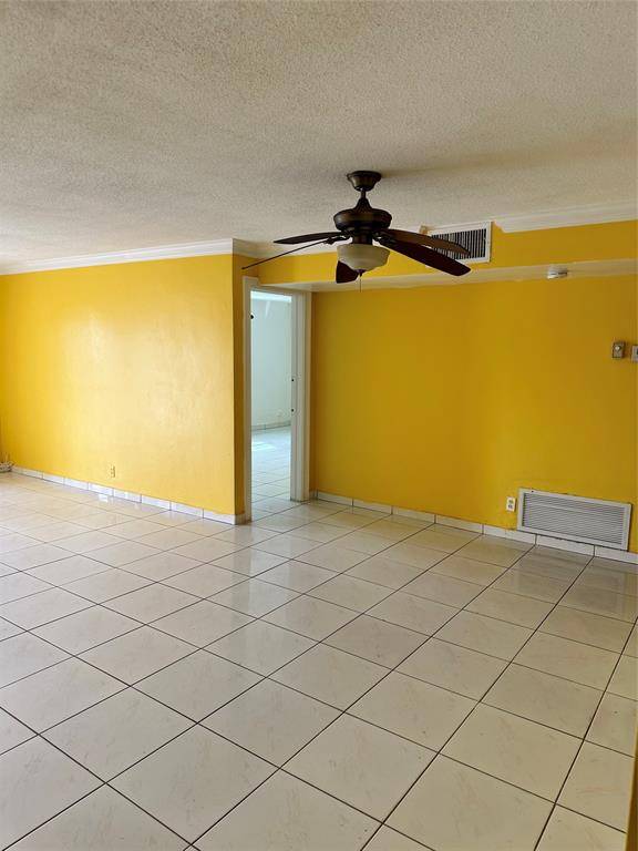 5900 NW 17th Pl #103, Sunrise, FL 33313