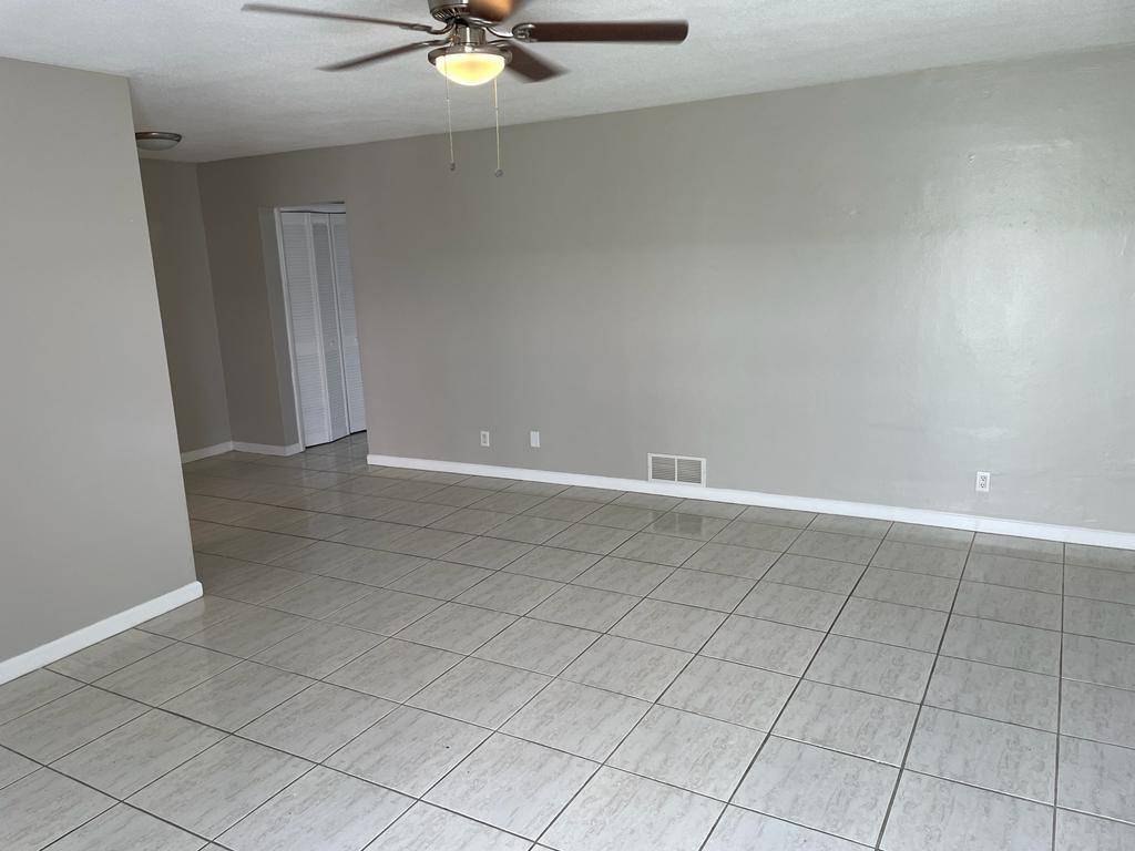 1630 N 25th Ave #2, Hollywood, FL 33020