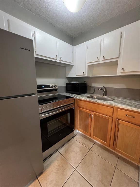 2016 NE 17th Ct #4, Fort Lauderdale, FL 33305