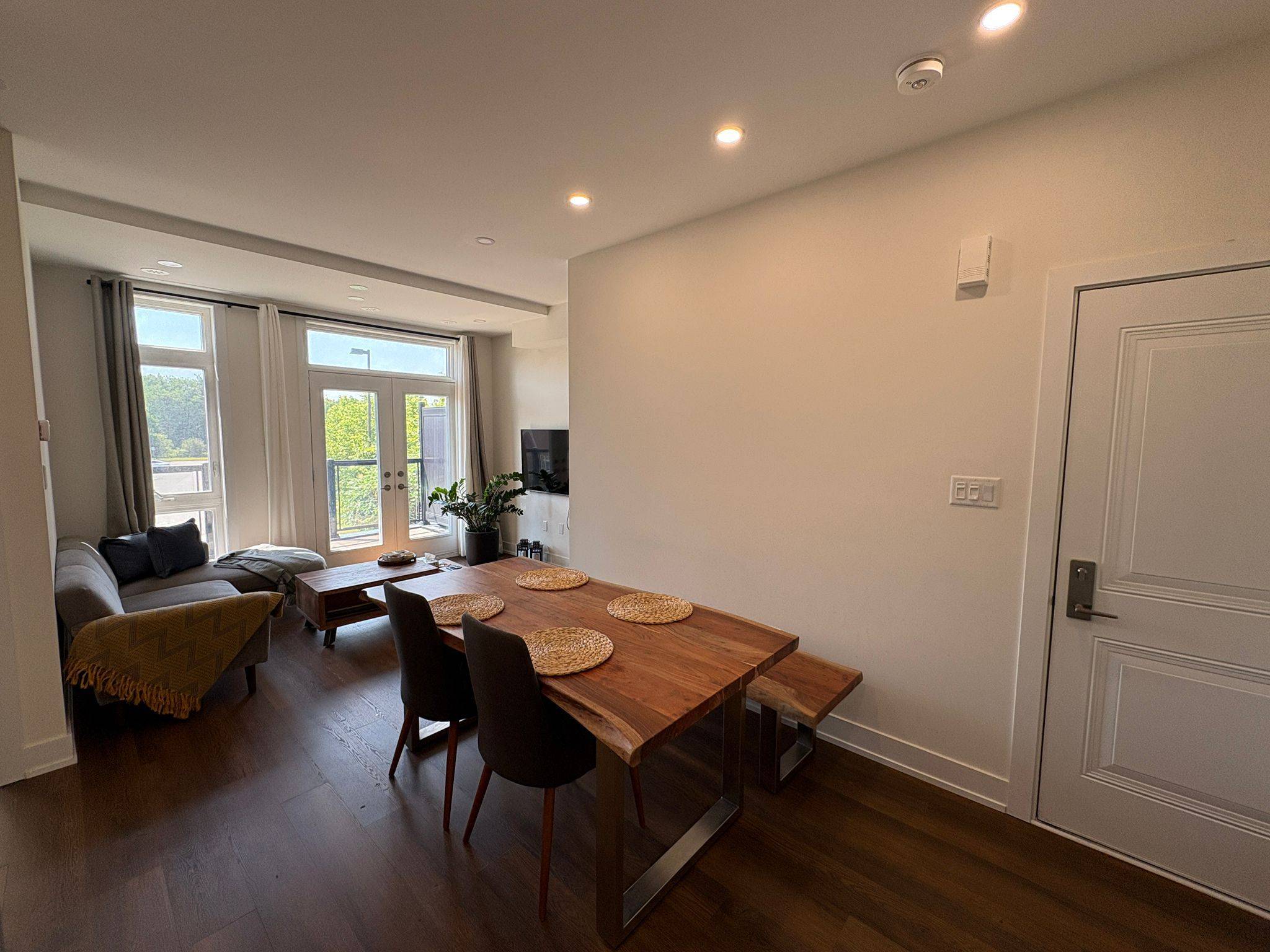 Richmond Hill, ON L4E 4H1,9 Phelps LN #9