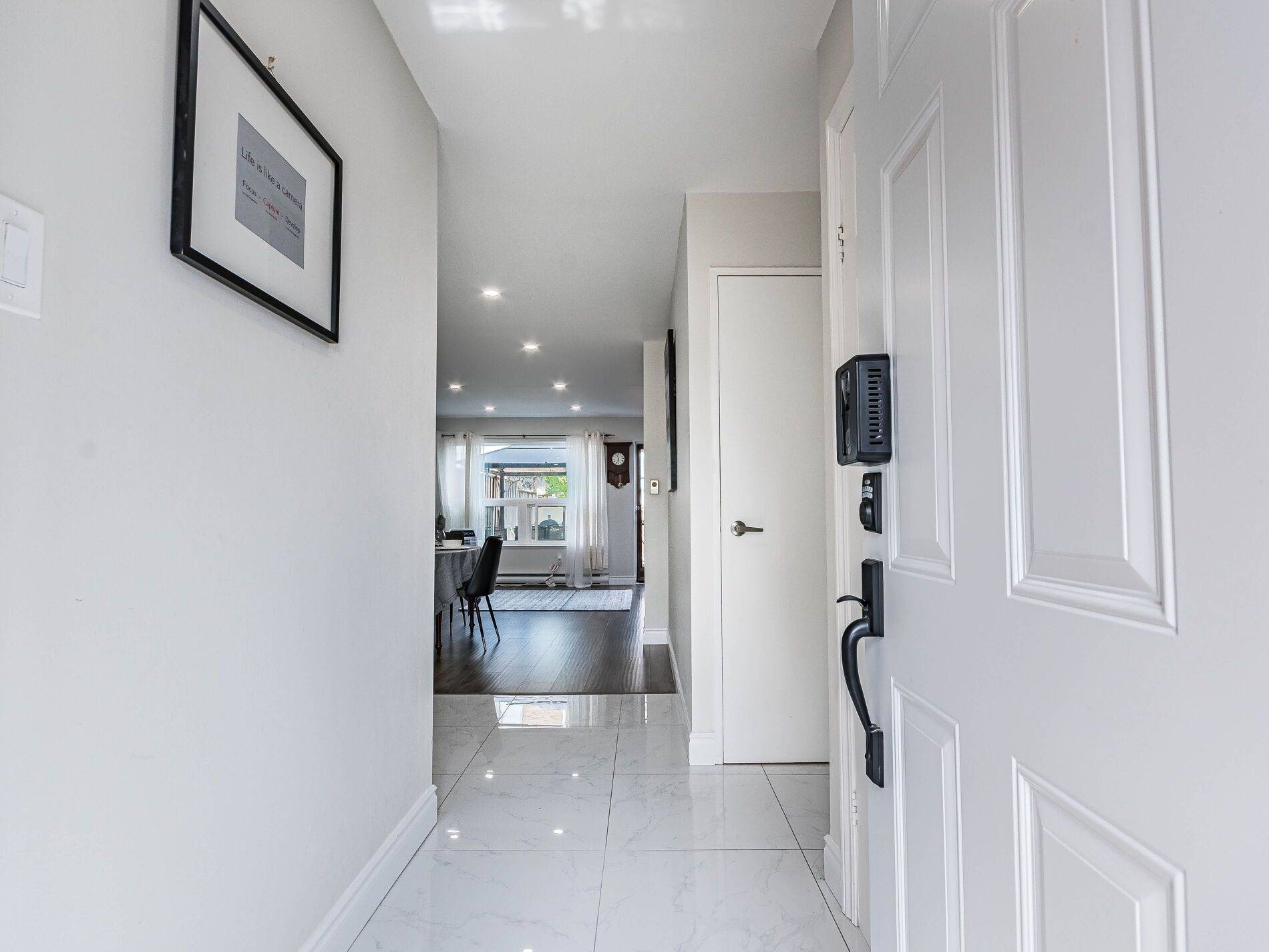 Mississauga, ON L5A 3M2,180 Mississauga Valley BLVD #124