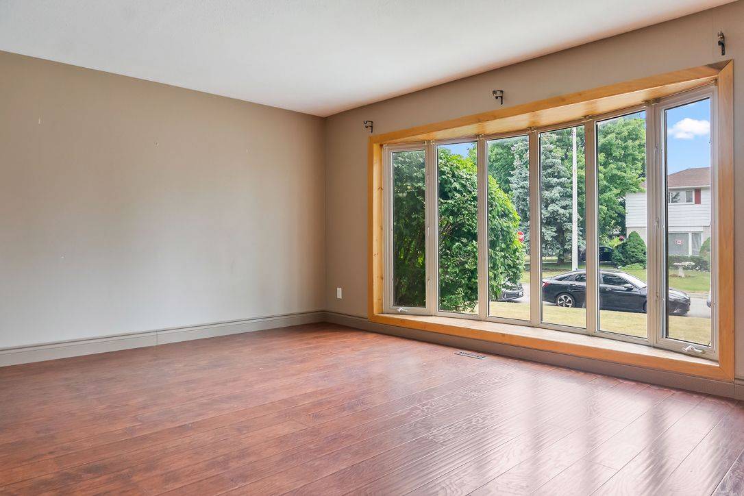 Brampton, ON L6T 1N8,1 Dunbarton CRES