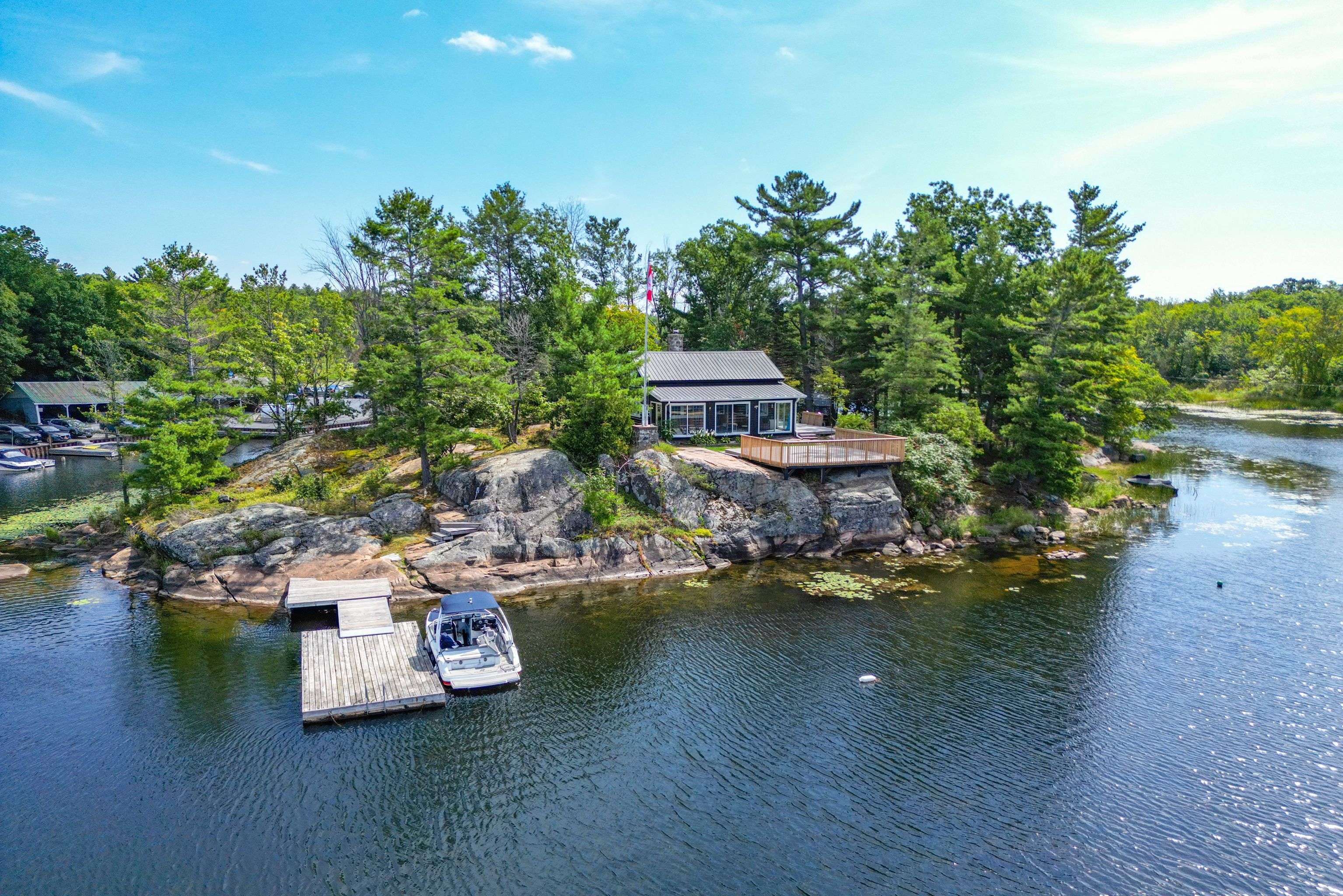 Georgian Bay, ON P0E 1E0,2 Island 860 N/A