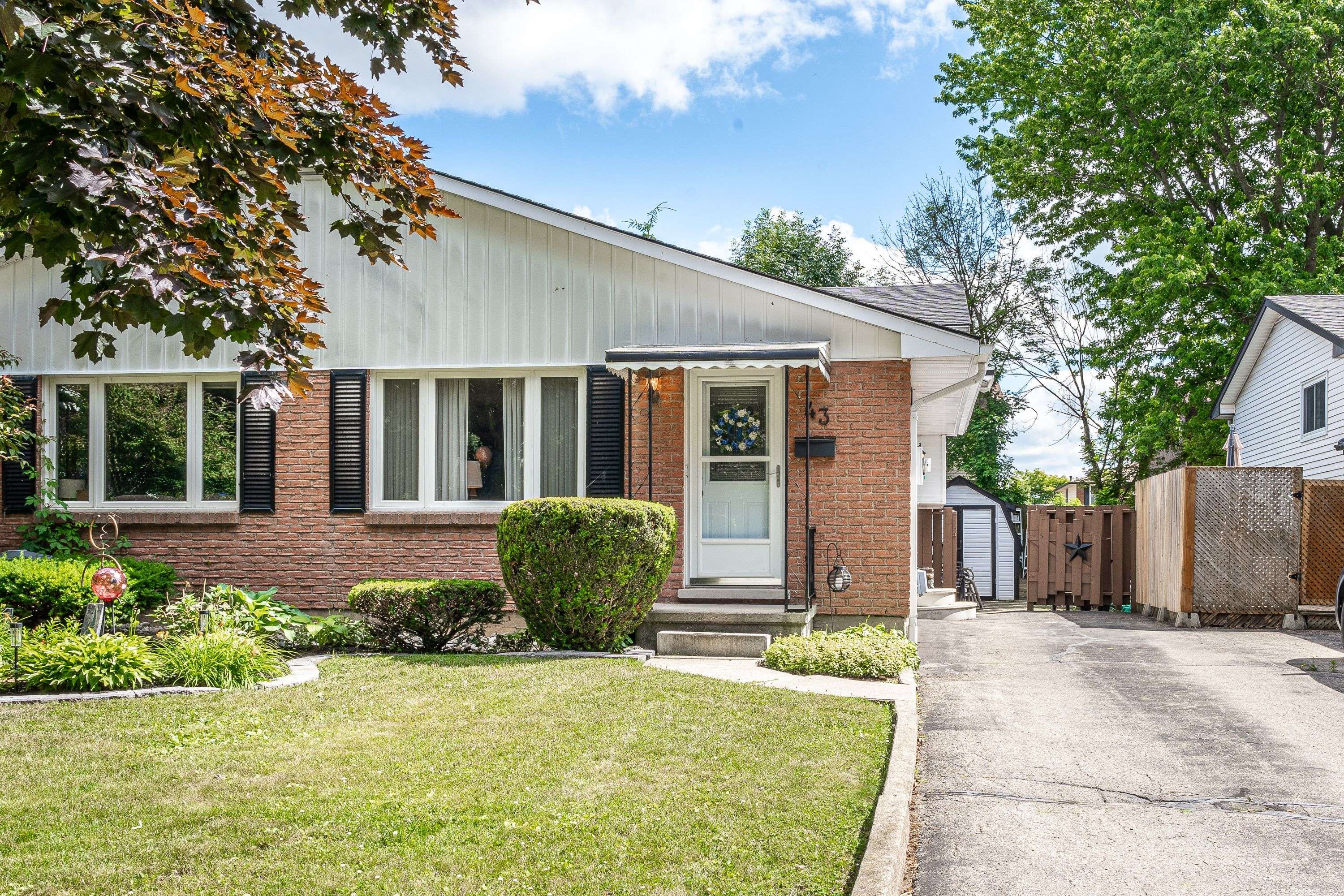 43 Wooton CT, Stratford, ON N4Z 1B9