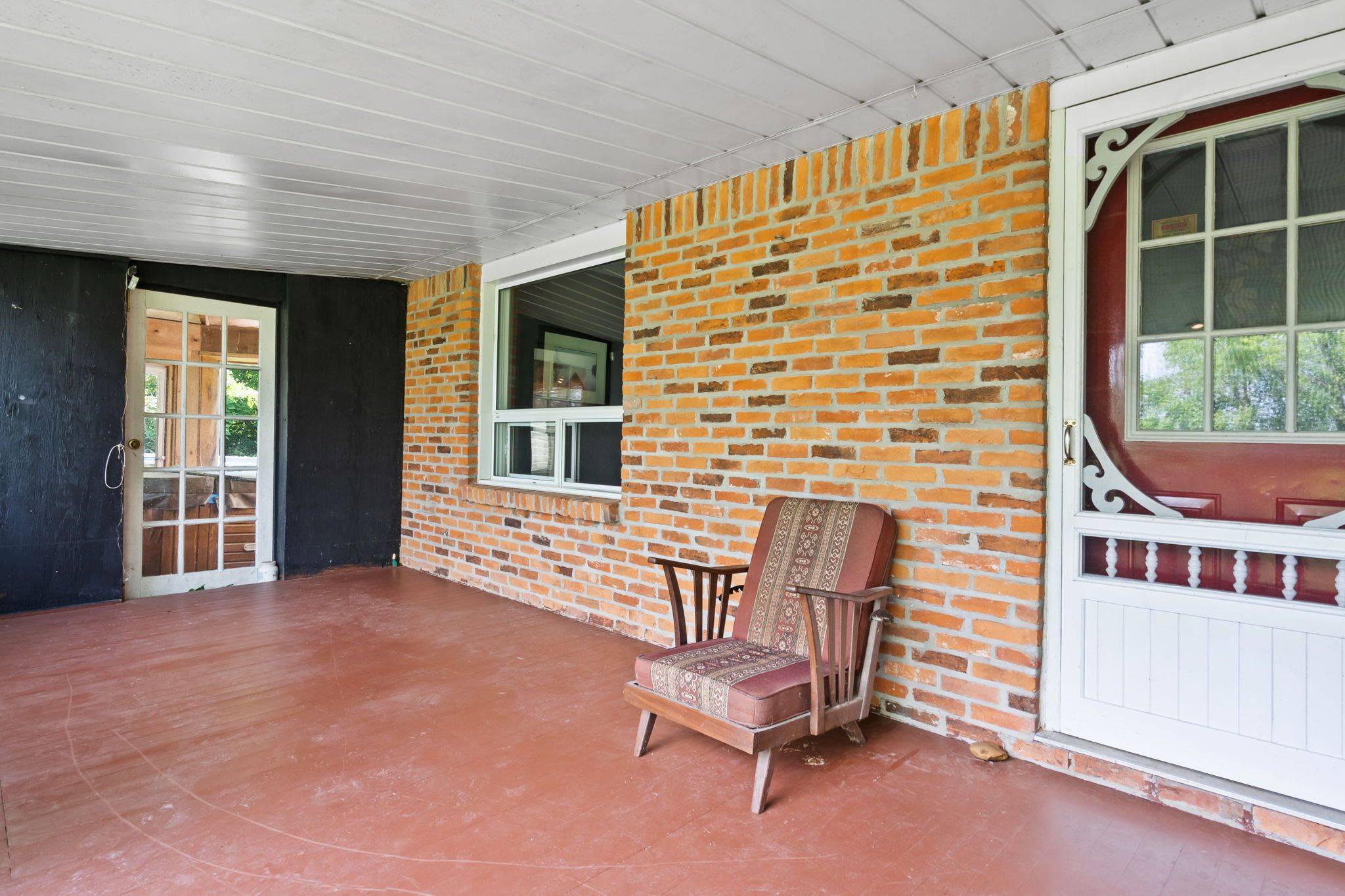 Port Colborne, ON L0S 1N0,5961 Learn RD