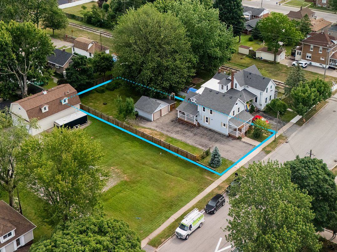 Port Colborne, ON L3K 2W7,173 Ash ST
