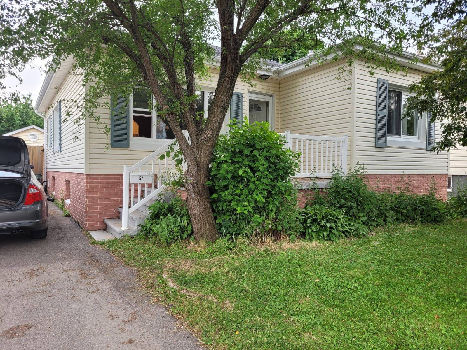 51 Michael AVE, St. Catharines, ON L2T 1S2