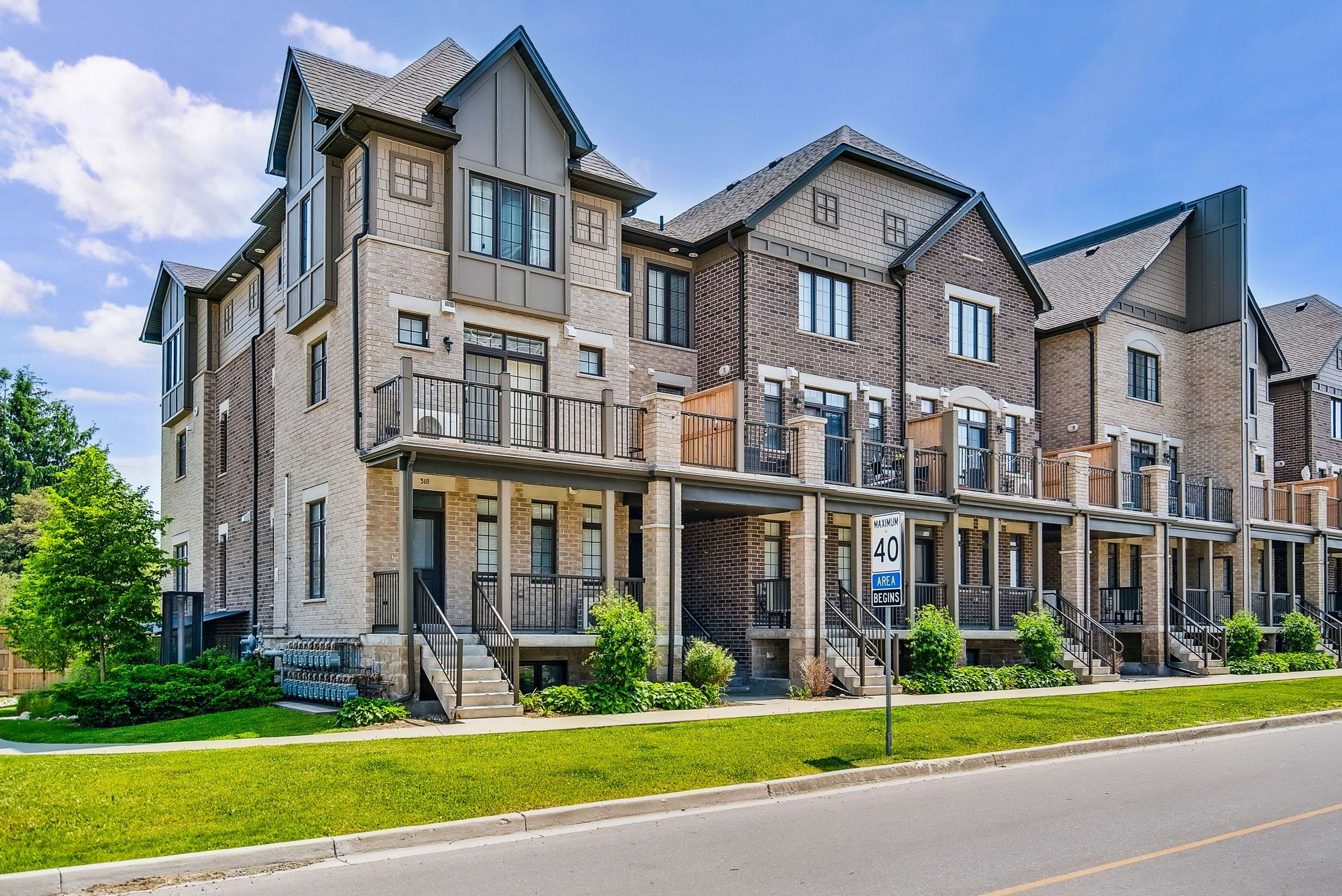 333 Gosling GDNS #108, Guelph, ON N1L 0K4