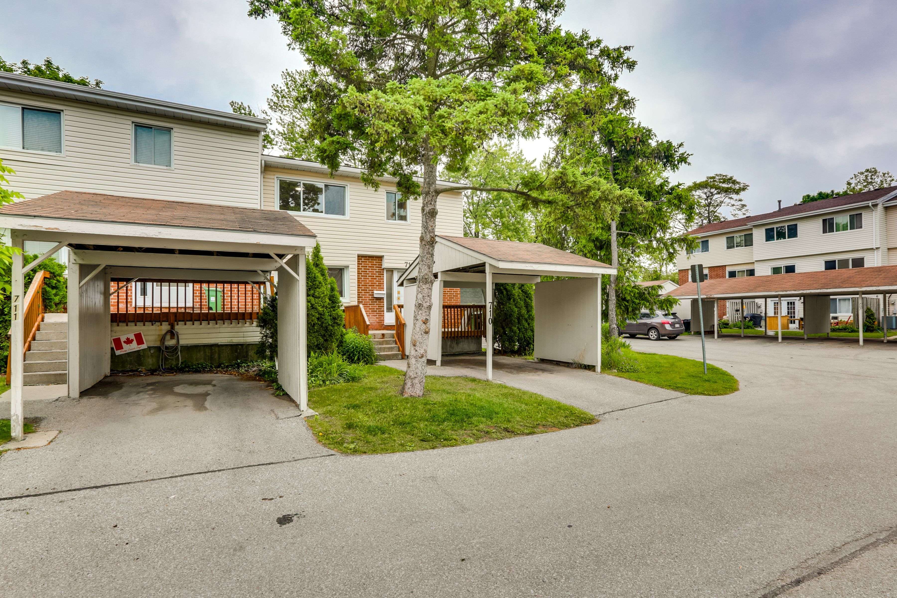 London South, ON N6C 4Z9,710 Wilkins ST