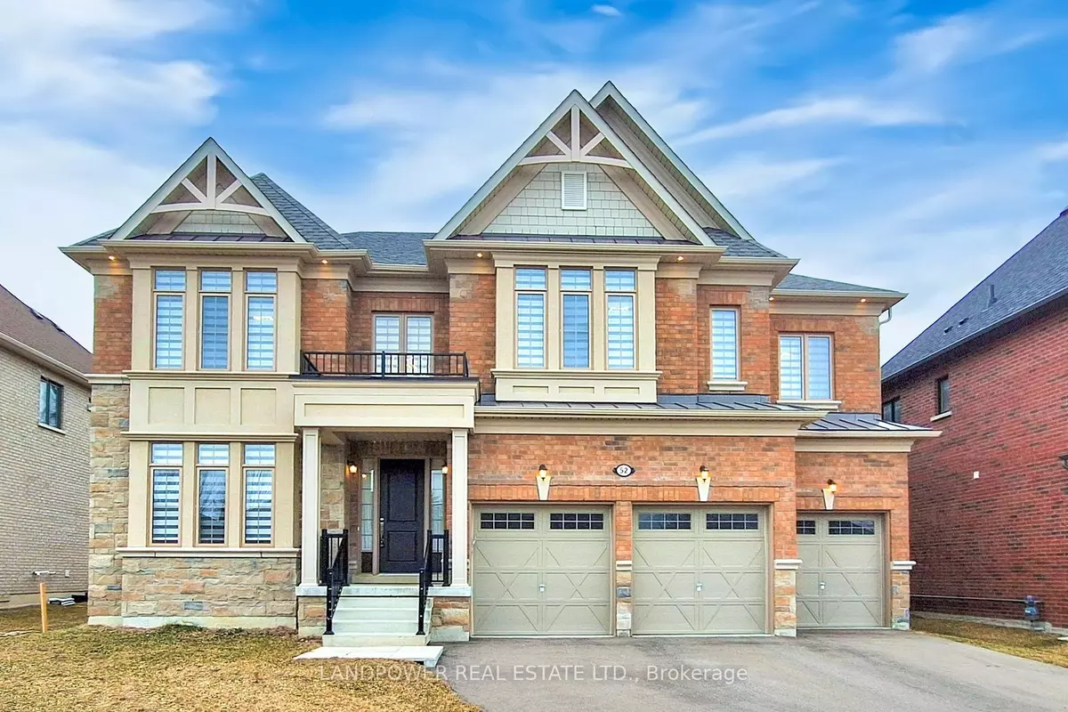Aurora, ON L4G 3W8,52 Klees CRES