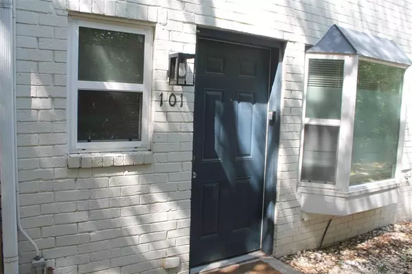 Dallas, TX 75219,2807 Throckmorton Street #101
