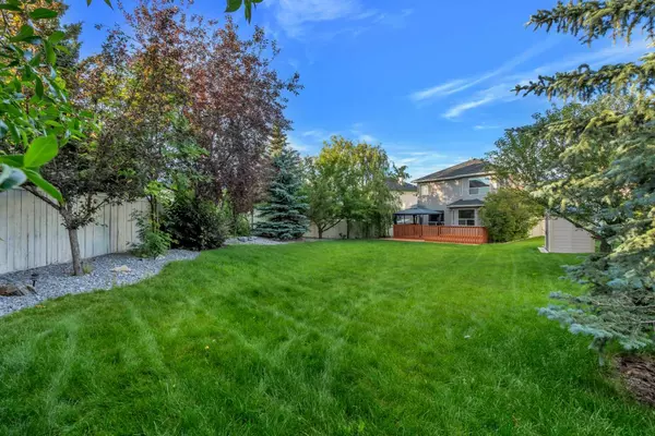 Calgary, AB T3G 4H6,60 Citadel Peak Mews Northwest