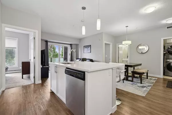 300 Auburn Meadows MNR SE #211, Calgary, AB T3M 2X3