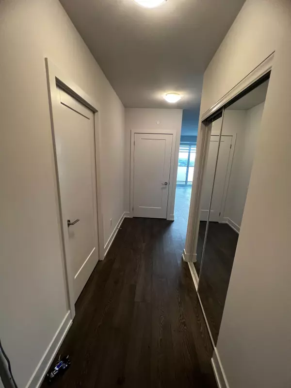 Oshawa, ON L1L 0R5,2550 Simcoe ST N #909