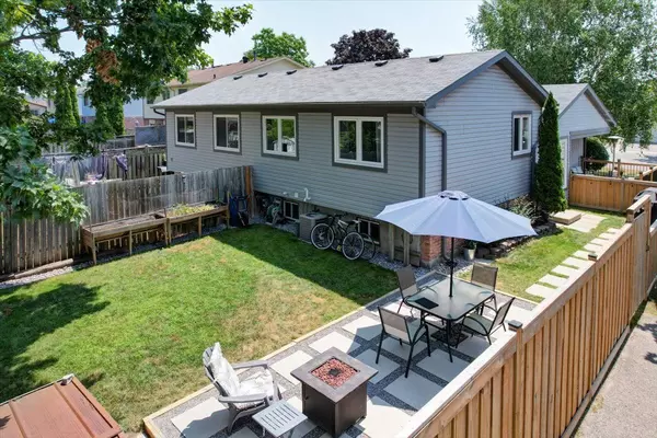 Oshawa, ON L1K 1H5,1276 Astra AVE