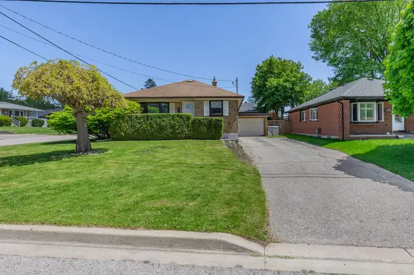 Bradford West Gwillimbury, ON L3Z 1N3,99 Thornton AVE