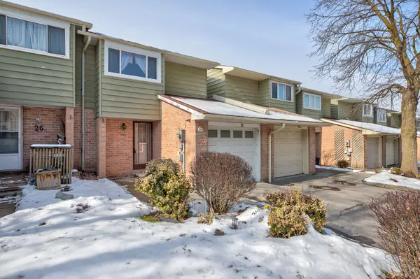 Bradford West Gwillimbury, ON L3Z 1N2,24 Deer Run CRES