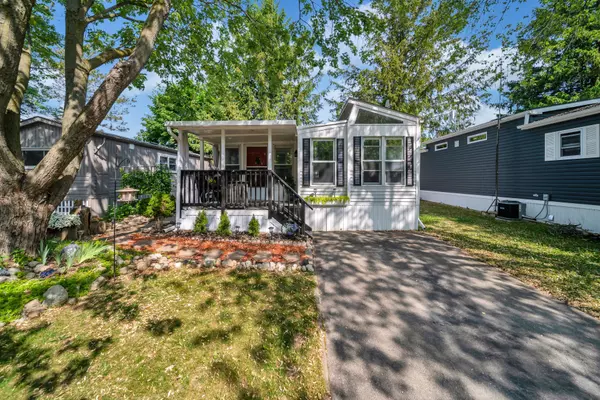 580 Beaver Creek RD #9, Waterloo, ON N2J 3Z4