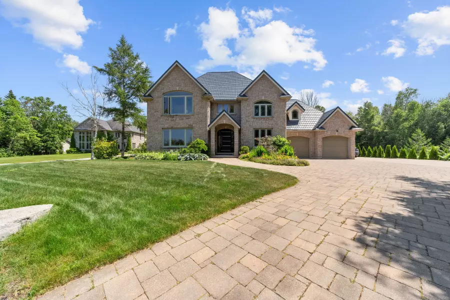56 Miramichi Bay RD, Saugeen Shores, ON N0H 2C0
