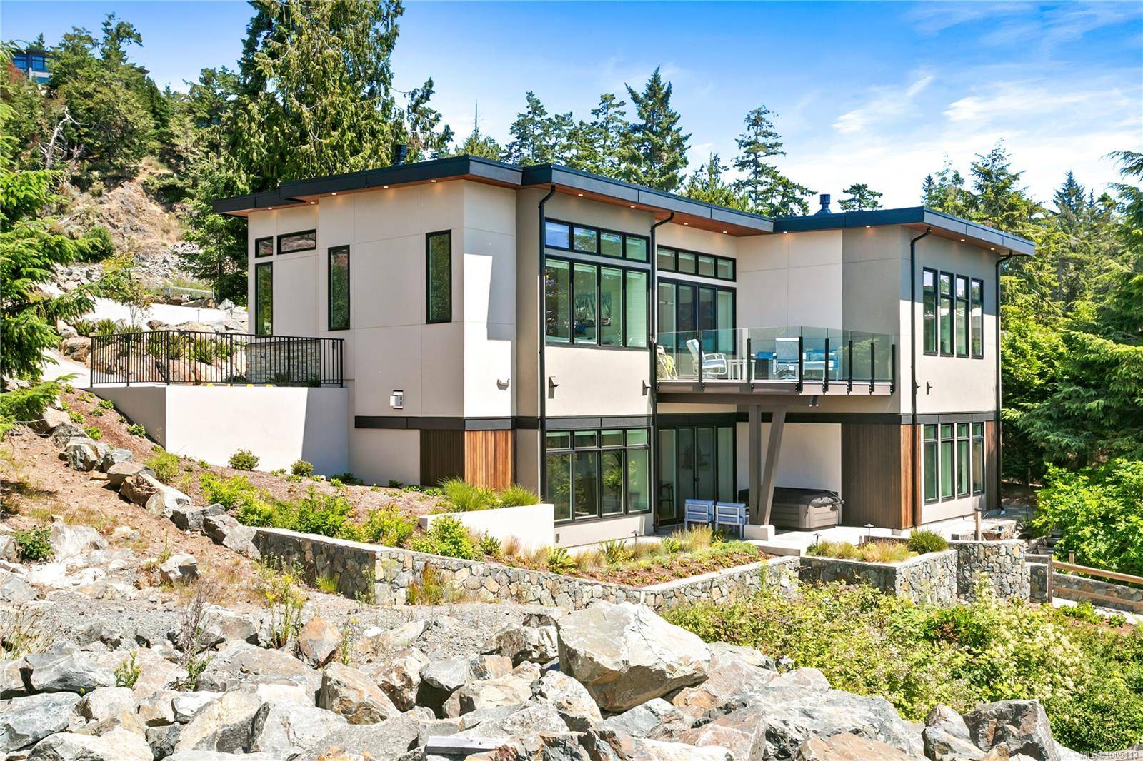 7510 Ocean Park Pl, Sooke, BC V9Z 1L8