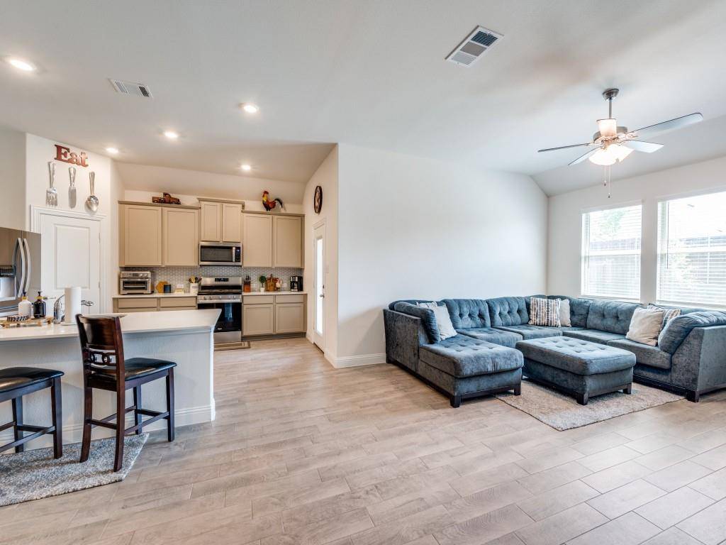 Aubrey, TX 76227,10912 Canyon Mine Drive