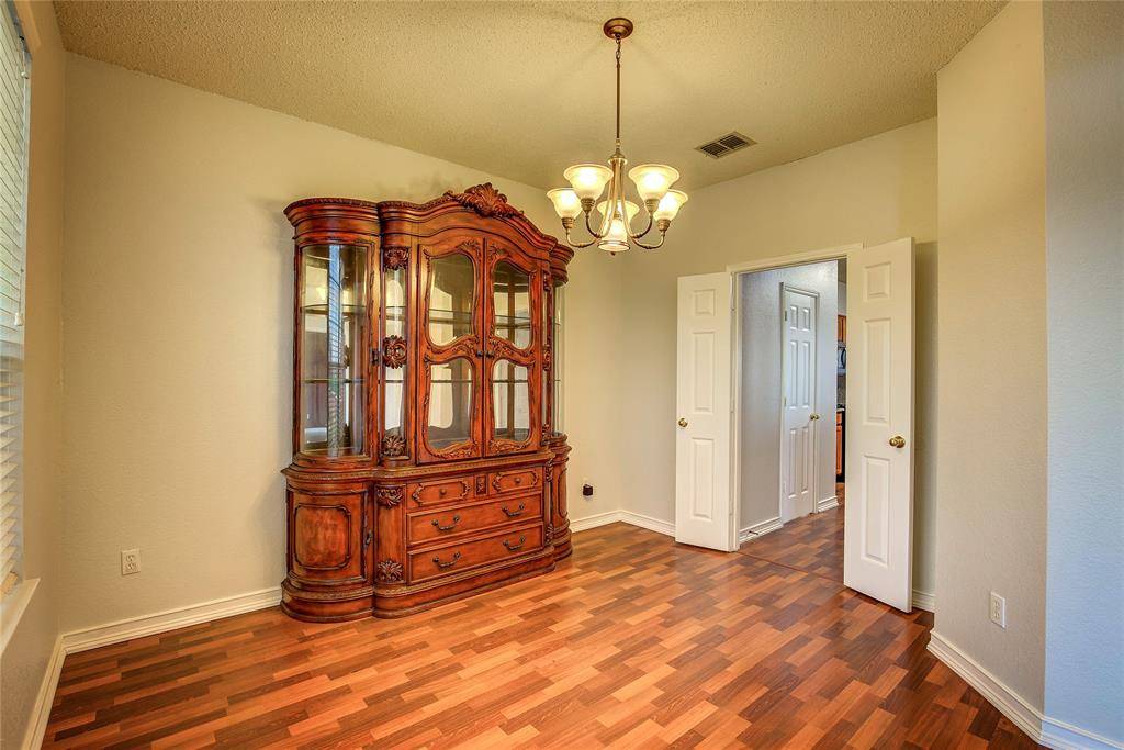 Mesquite, TX 75181,3331 Midstream Court