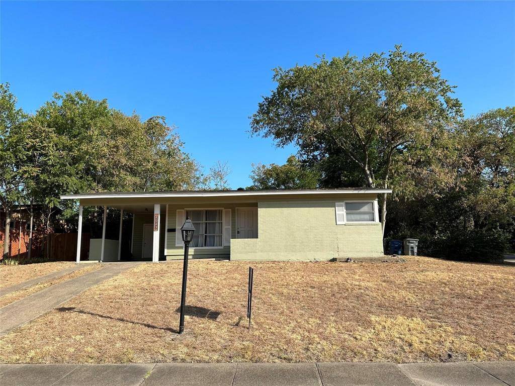 9795 Twin Creek Circle, Dallas, TX 75228