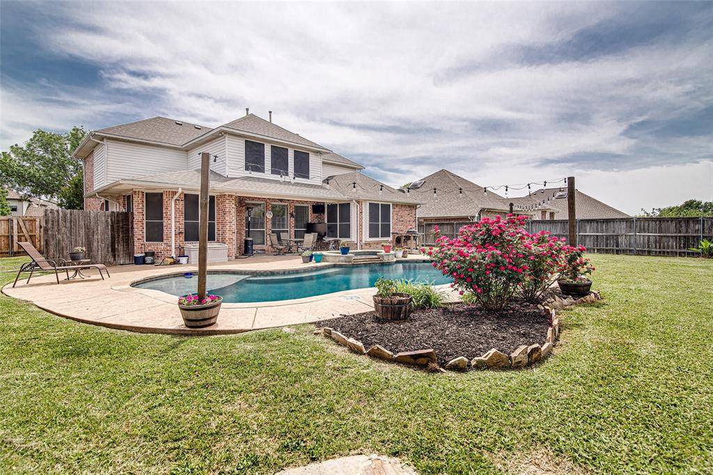 2 Cortina Court, Mansfield, TX 76063