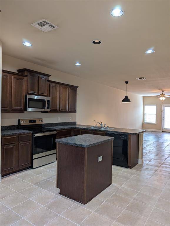 Mesquite, TX 75181,2261 Stonebrook Lane