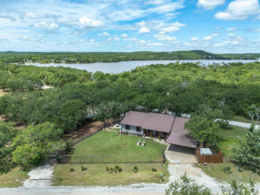 138 Selma Road, Bowie, TX 76230