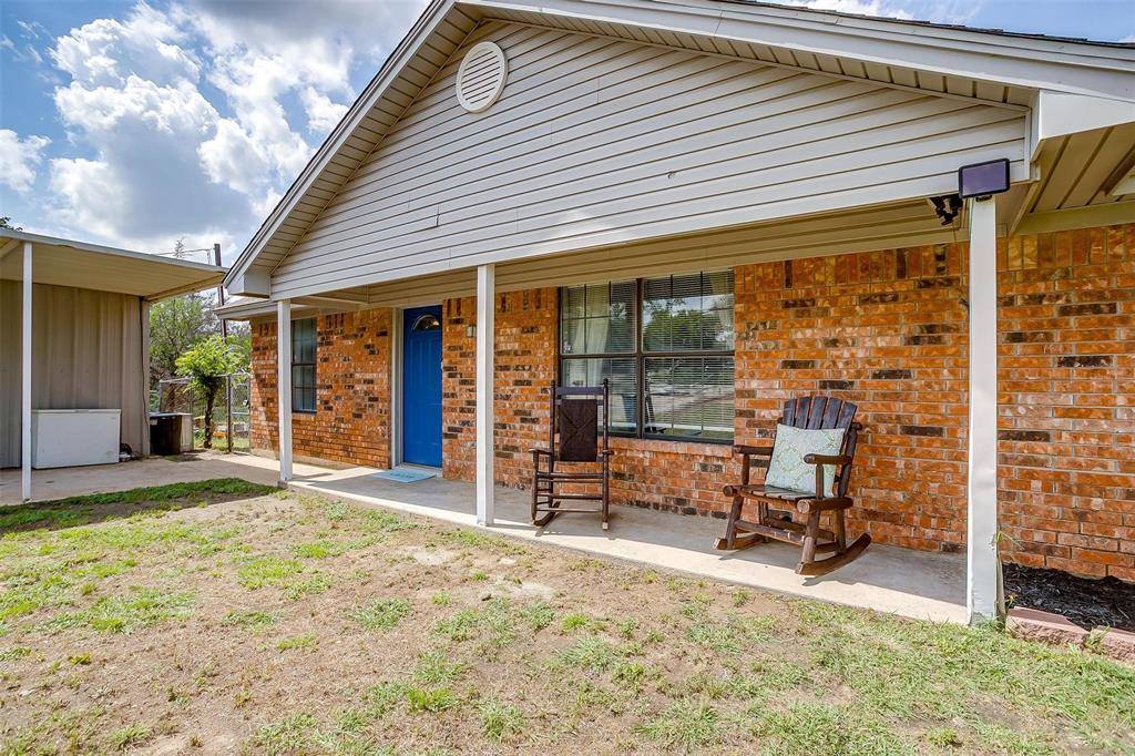 Azle, TX 76020,397 Flat Rock Road