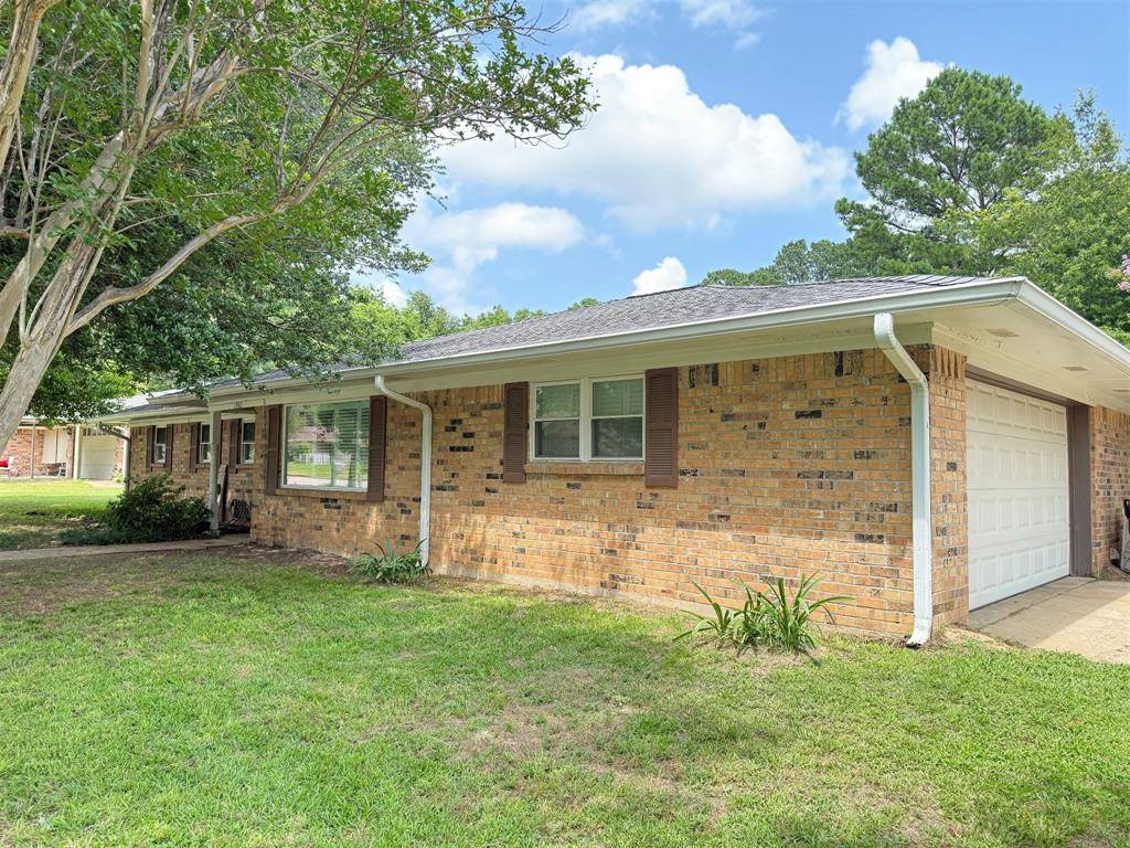 Mineola, TX 75773,1502 Robin Street