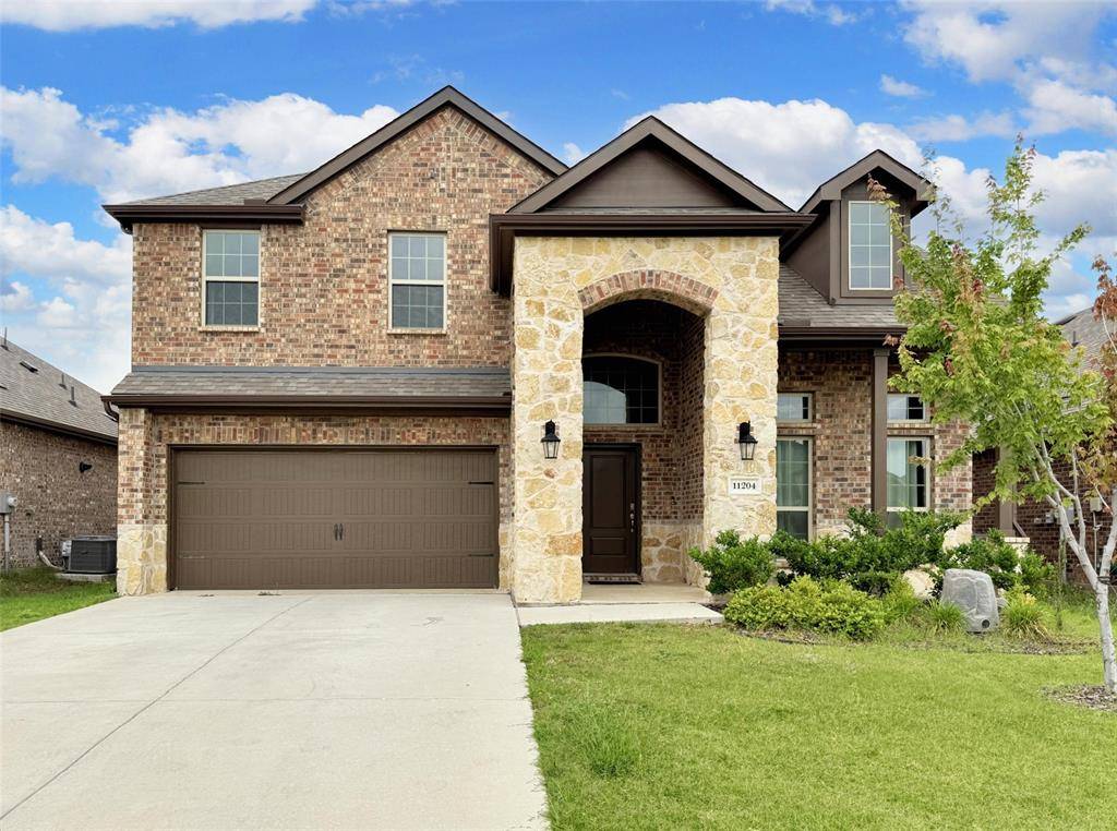 11204 Gold Pan Trail, Aubrey, TX 76227