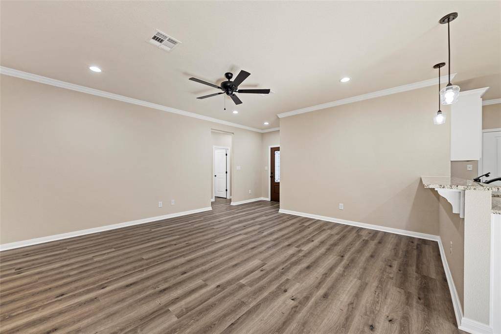 Mcgregor, TX 76657,509 McKinley Street