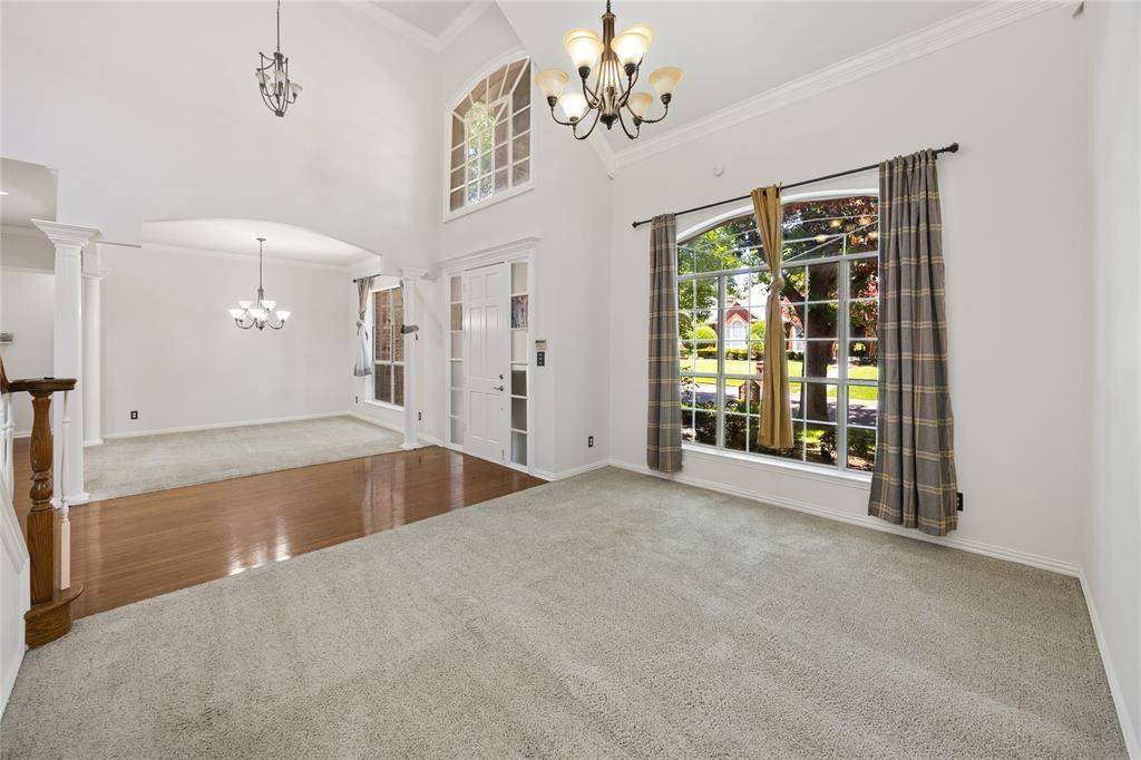 2108 Royal Dominion Court, Arlington, TX 76006