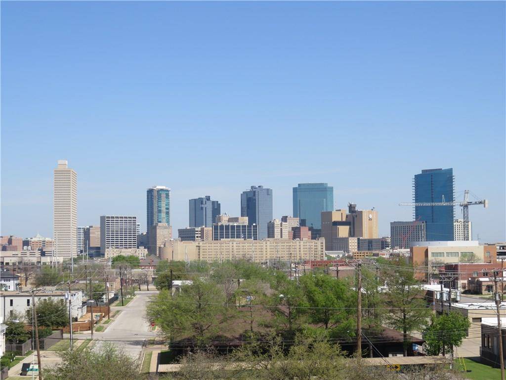Fort Worth, TX 76104,928 Travis Avenue #403
