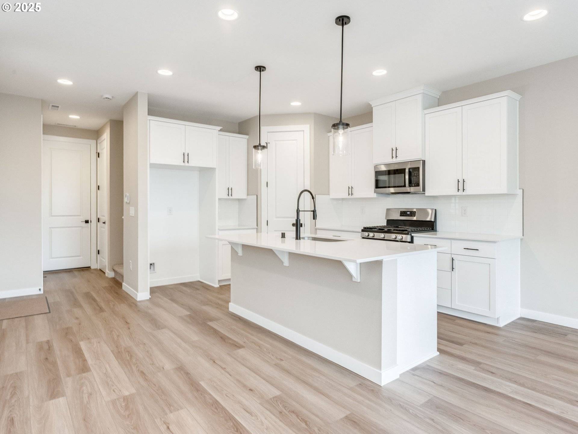 Ridgefield, WA 98642,728 NW 178TH WAY