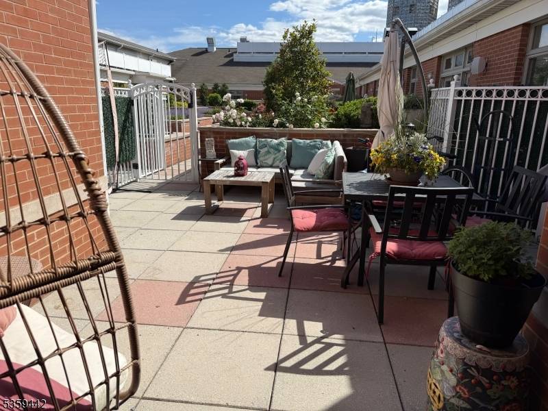 7400 River Rd #437, North Bergen Twp., NJ 07047