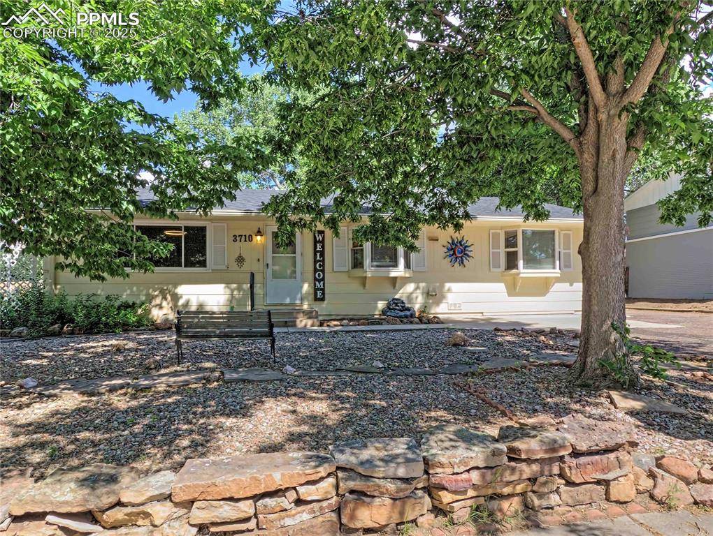 3710 Windflower CIR, Colorado Springs, CO 80918