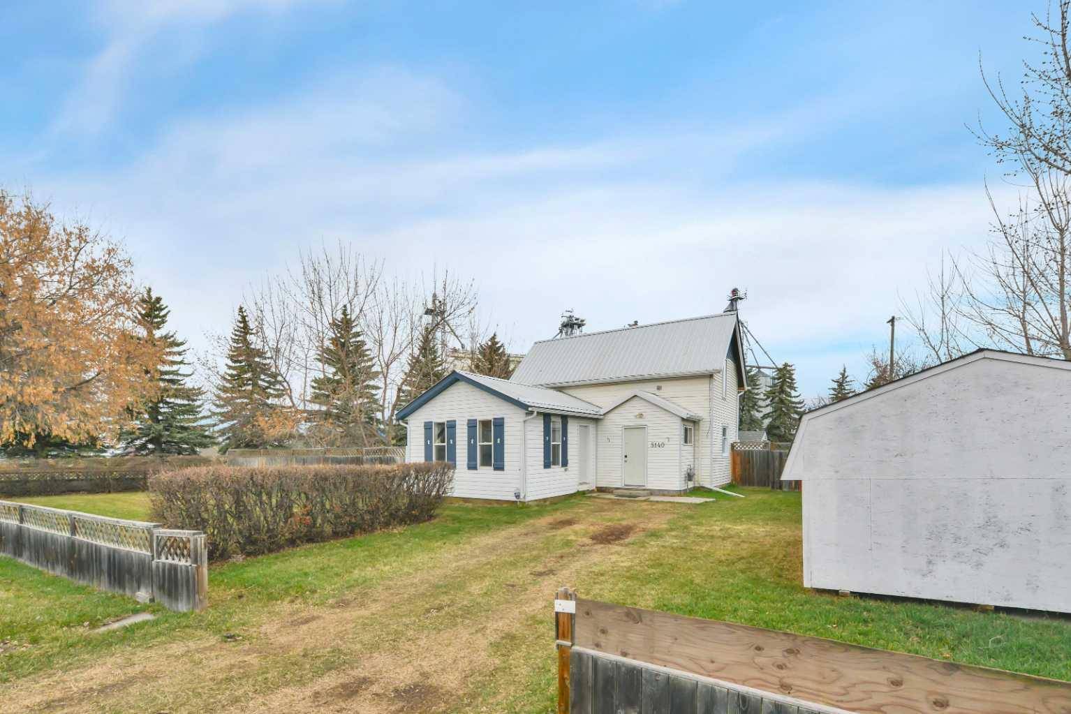 Innisfail, AB T4G 1L8,5140 48 ST