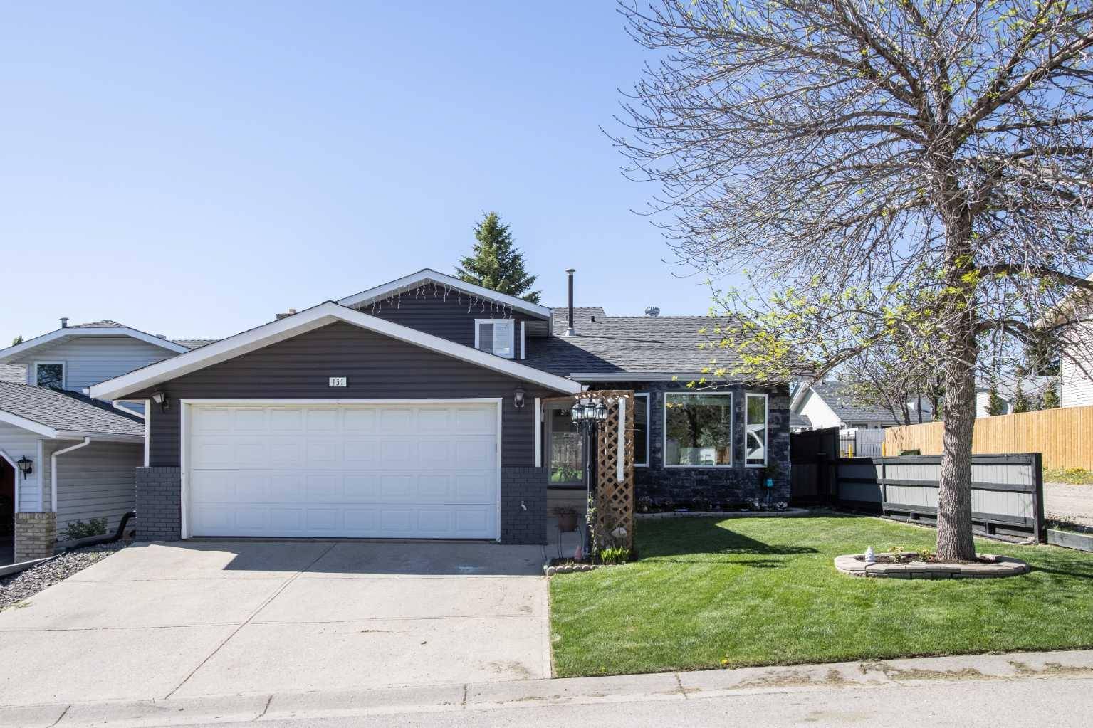 131 MacEwan Meadow WAY Northwest, Calgary, AB T3K 3J1