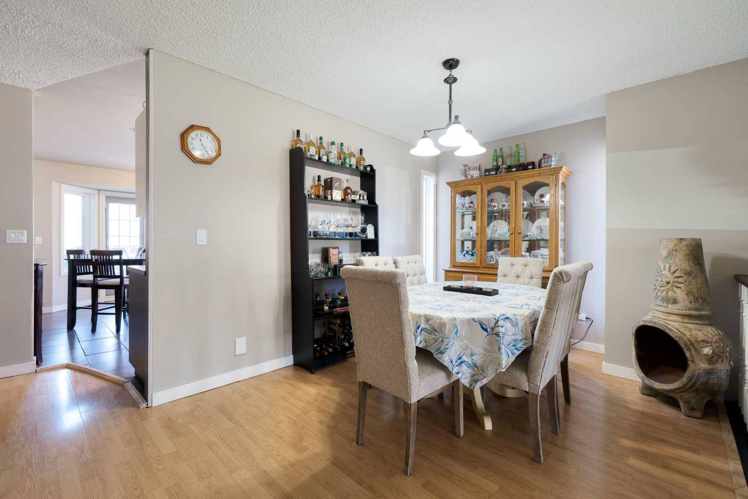 Calgary, AB T3K 3J1,131 MacEwan Meadow WAY Northwest