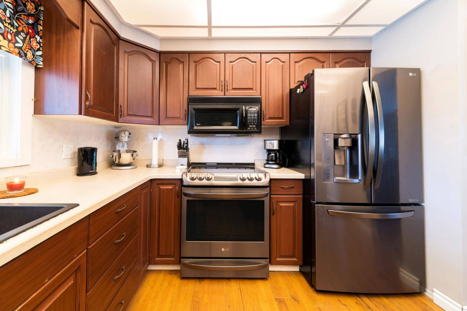 Wainwright, AB T9W 1A8,517 2 Street Crescent