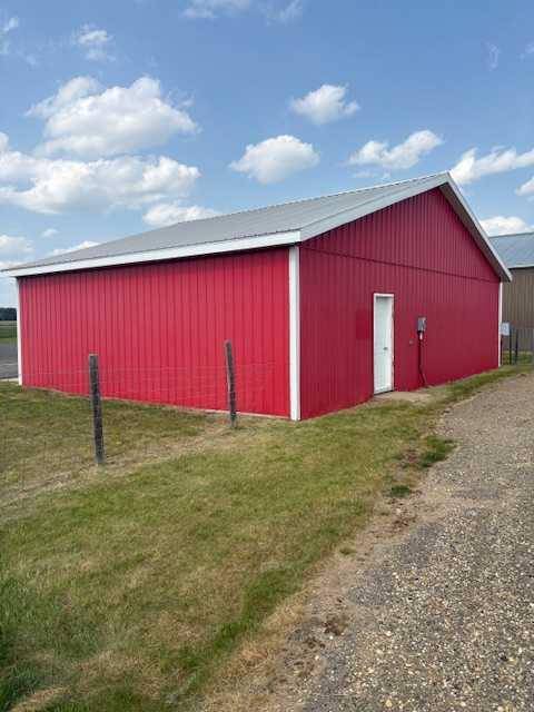 Lot 4 Fairview Airport Hangar, Fairview, AB T0H1L0