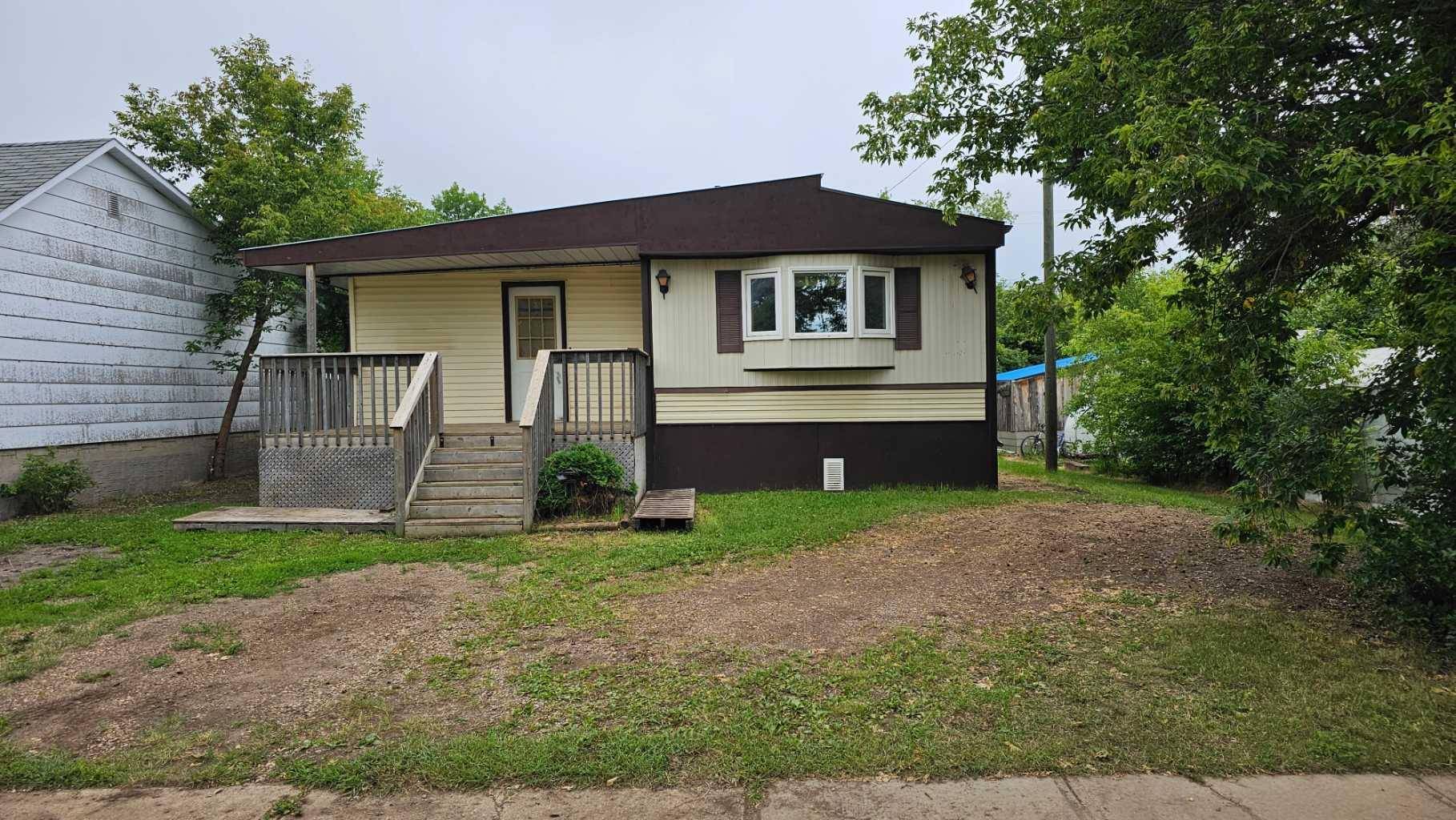 112 3 AVE, Alliance, AB T0B 0A0