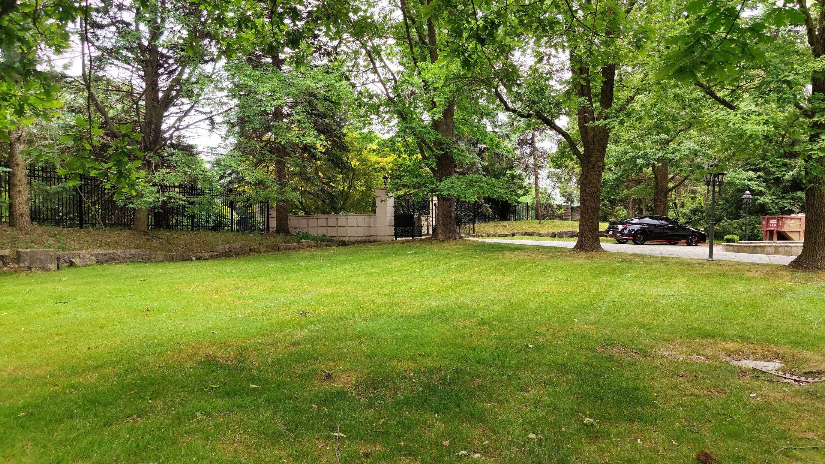 Toronto C12, ON M3B 1H8,52 Post RD #Coach house
